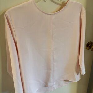 Uniqlo blouse Barbie pink.  Size S.  flattering front seam, exc  condition